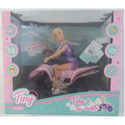 MUNECA TINY CON CUATRICICLO 54926